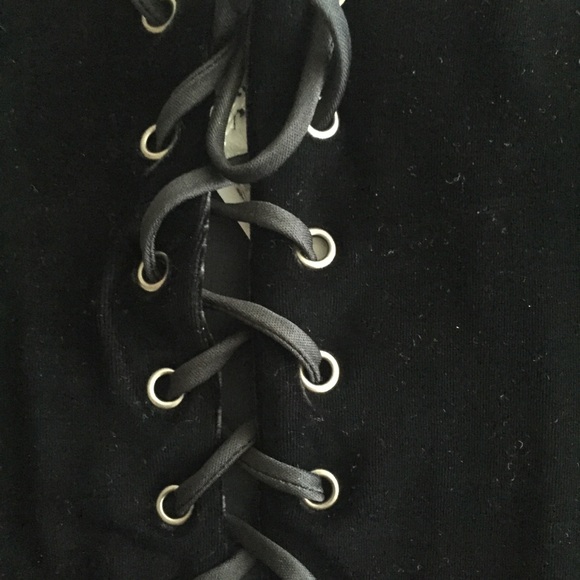 Nasty Gal Cities in Dust velvet lace up dress - Picture 6 of 8